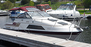 1986 Carver  2657 Montego for sale in the Lindsay area northeast of Toronto, Ontario, Canada.