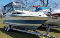 1996 REGAL 292 COMMODORE FOR SALE IN THE LINDSAY AREA NORTHEAST OF TORONTO, ONTARIO, CANADA SIMILAR TO THE 1995, 1997, 1998 AND 1999 MODELS.