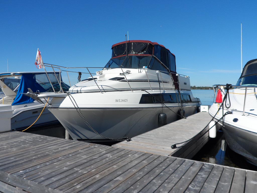 1987 Carver 32 Mariner for sale in the Lindsay area northeast of Toronto, Ontario, Canada.