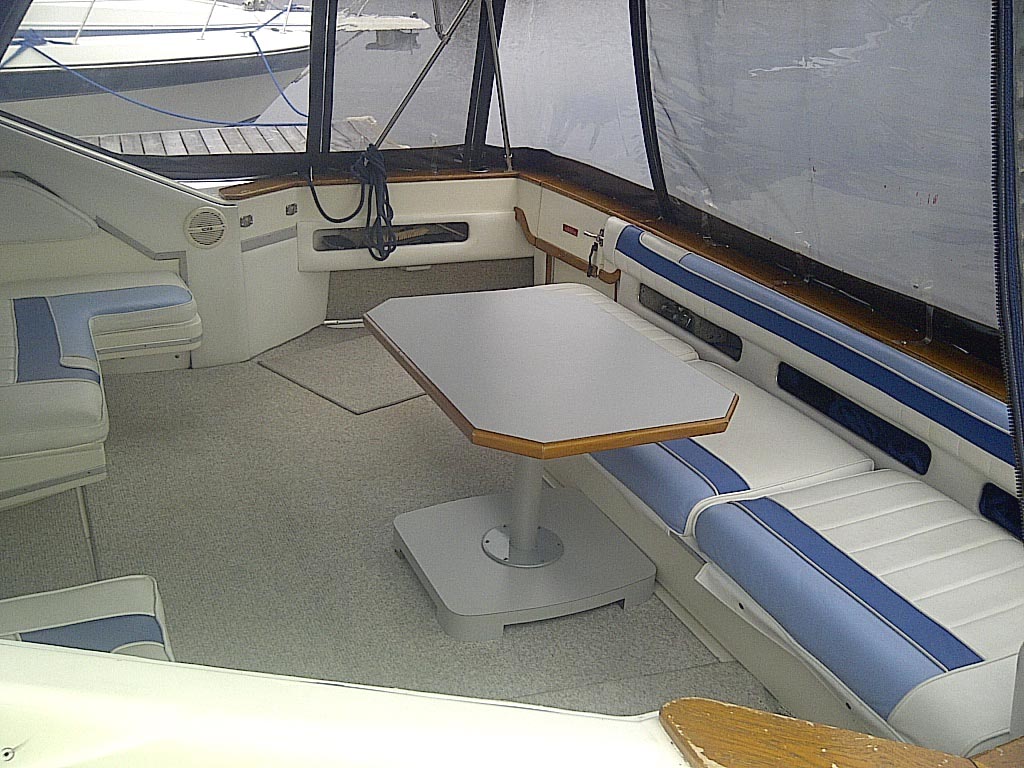 1989 Sea Ray 39 foot express cruiser for sale north east of Toronto in Lindsay, Ontario.