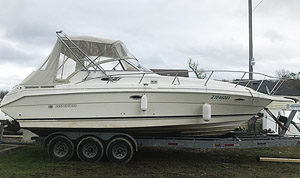 1998 Rinker 280 for sale by Ontario marine, boat and yacht brokers offering power boats and sailboats for sale in the Kingston, Whitby, Brighton, Cobourg, Trenton And Belleville Areas Of Ontario Canada.