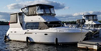 2000 Cruisers Yachts 3375 for sale in the Bobcaygeon Ontario area.