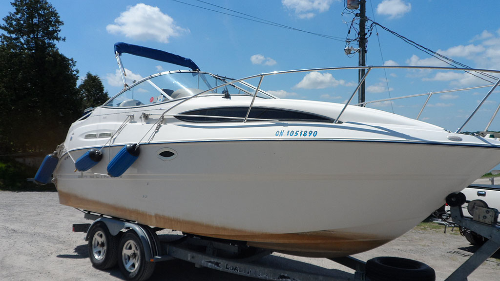 2003 BAYLINER 245 WITH TRAILER FOR SALE IN THE LINDSAY AREA NORTHEAST OF TORONTO, ONTARIO, CANADA SIMILAR TO THE 2000, 2001, 2002 AND 2004 MODELS.