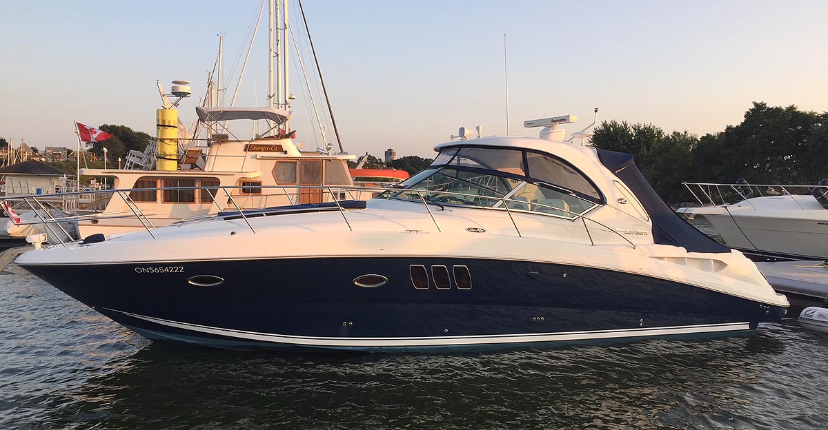 2010 SEA RAY 390 SUNDANCER FOR SALE IN THE HAMILTON AREA WEST OF TORONTO, ONTARIO, CANADA  SIMILAR TO THE 2009 AND 2011 MODELS.