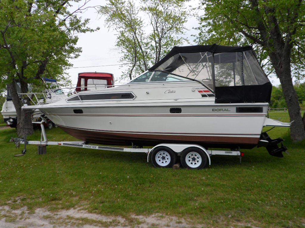 1990 Doral Citation w/trailer for sale in the Lindsay area north east of Toronto, Ontario, Canada.